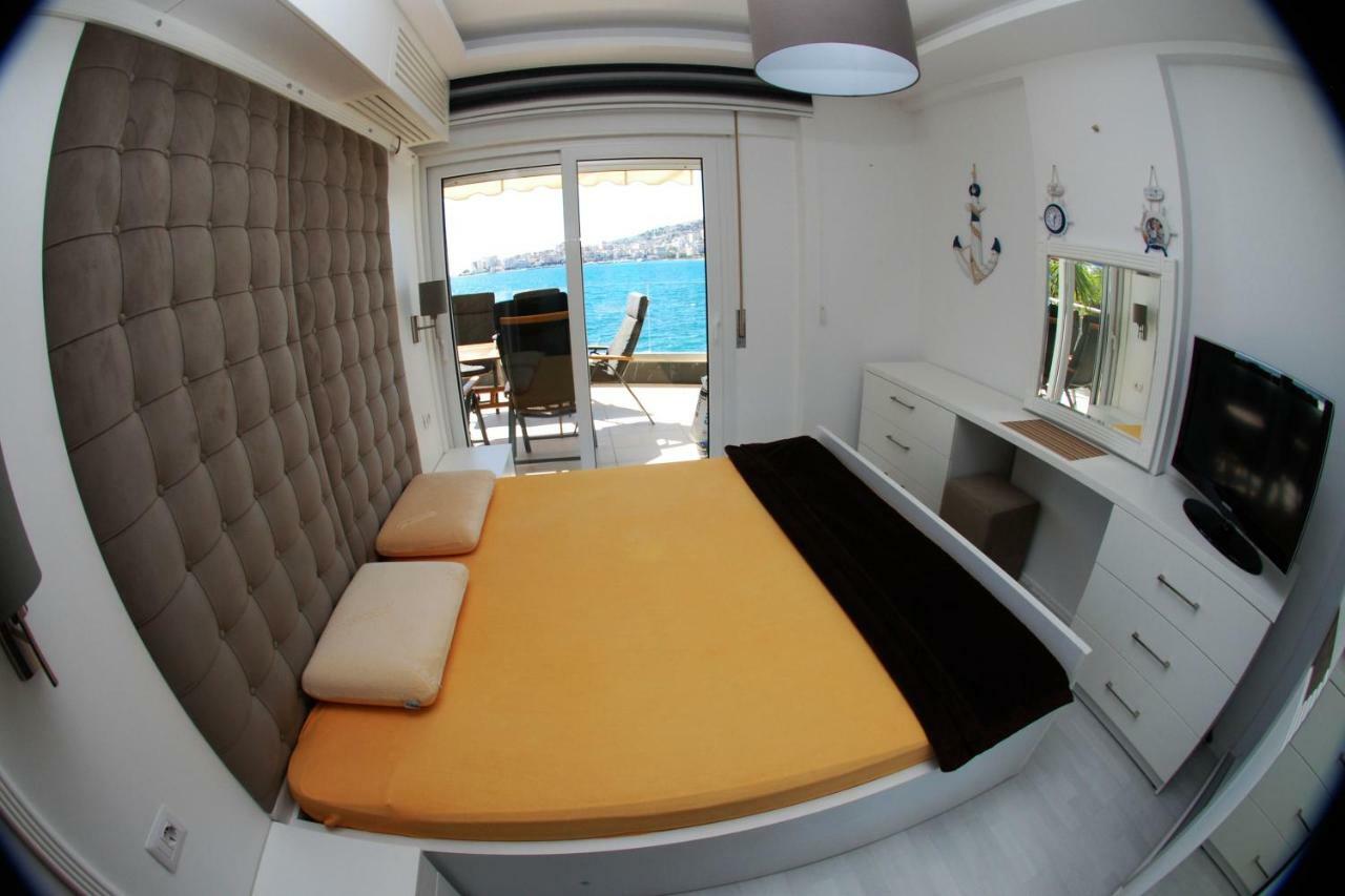 Azzura Flats Apartment Sarande Exterior photo