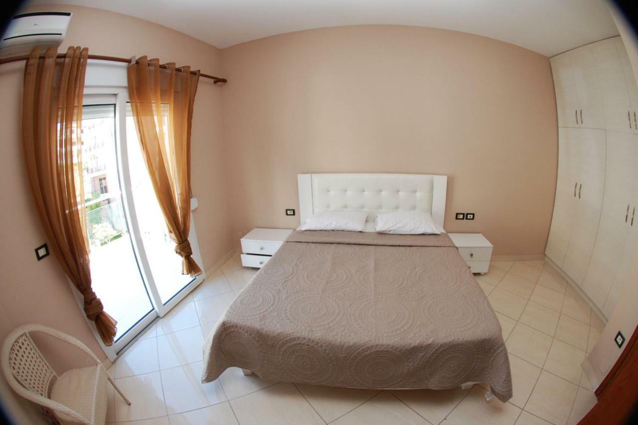 Azzura Flats Apartment Sarande Exterior photo